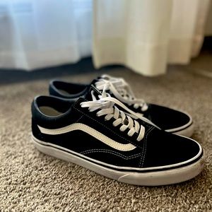 Mens size 11 black vans